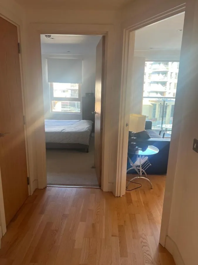 Clarance Docks Apartment Leeds  Leeds (West Yorkshire)